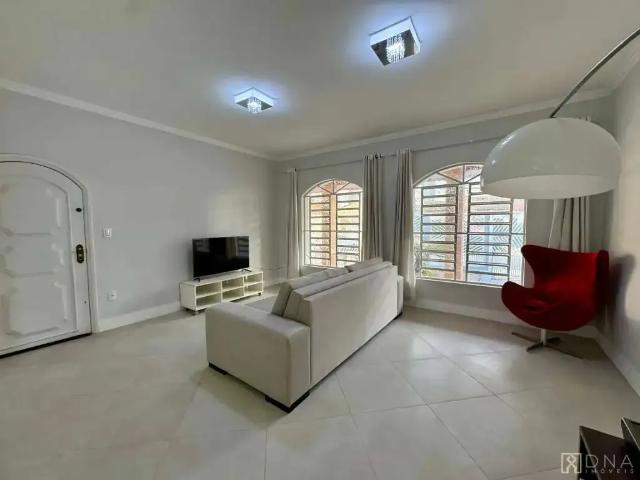 Casa aluguel em Região Imediata de São José dos Campos, Região Metropolitana do Vale do Paraíba e Litoral Norte
