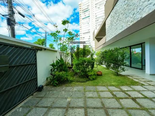 Casa aluguel em Região Imediata de São José dos Campos, Região Metropolitana do Vale do Paraíba e Litoral Norte