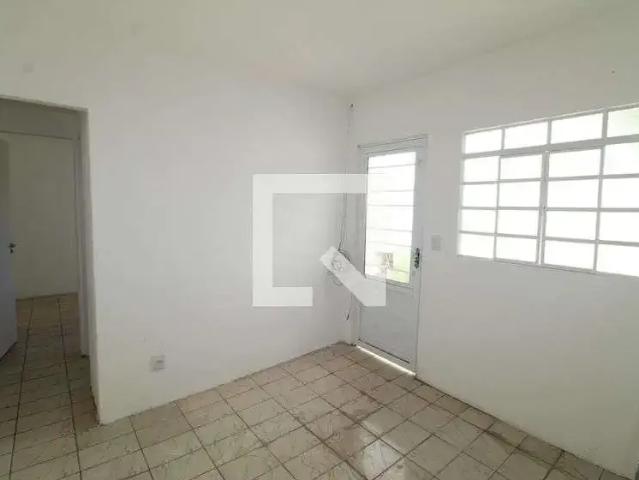 Casa aluguel em Região Imediata de São José dos Campos, Região Metropolitana do Vale do Paraíba e Litoral Norte