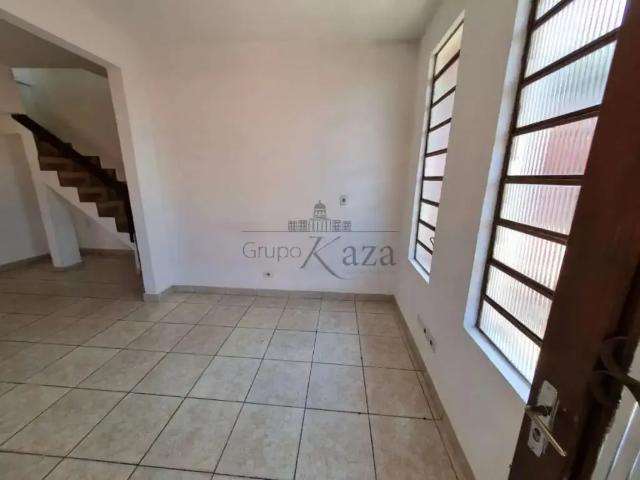 Casa aluguel em Região Imediata de São José dos Campos, Região Metropolitana do Vale do Paraíba e Litoral Norte