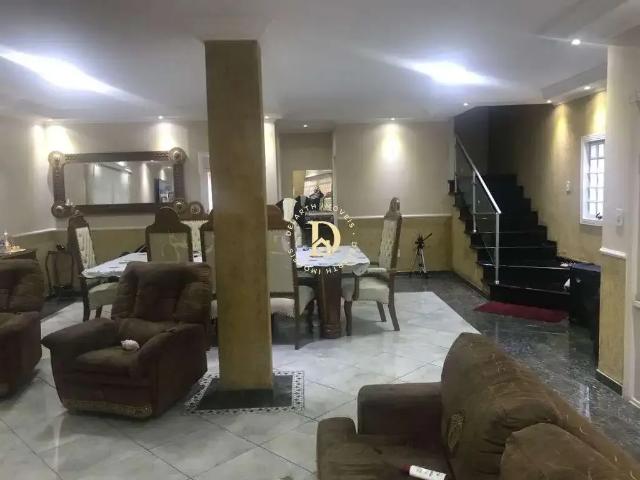 Casa aluguel em Região Imediata de São José dos Campos, Região Metropolitana do Vale do Paraíba e Litoral Norte