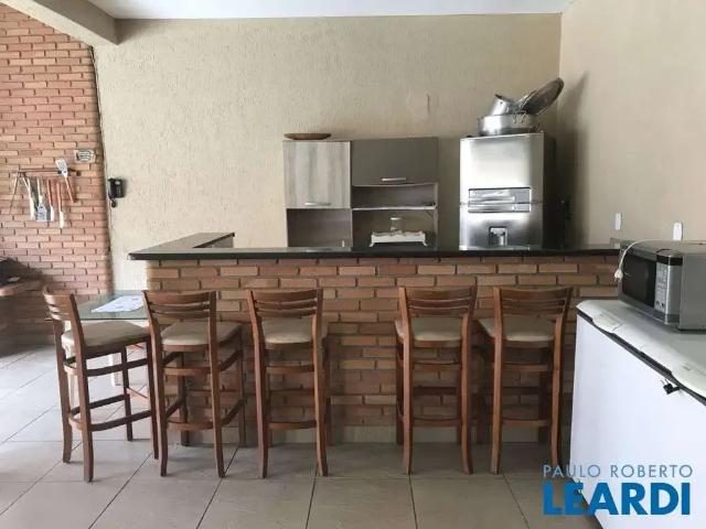 Casa aluguel em Região Imediata de São José dos Campos, Região Metropolitana do Vale do Paraíba e Litoral Norte