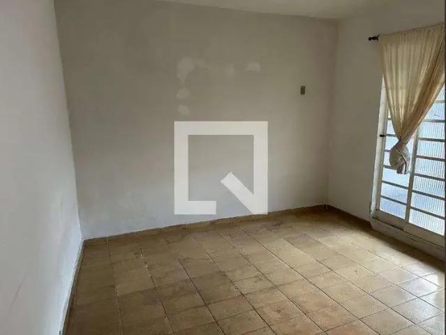 Casa aluguel em Região Imediata de São José dos Campos, Região Metropolitana do Vale do Paraíba e Litoral Norte