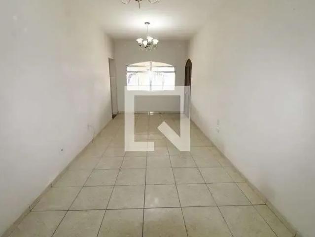 Casa aluguel em Região Imediata de São José dos Campos, Região Metropolitana do Vale do Paraíba e Litoral Norte