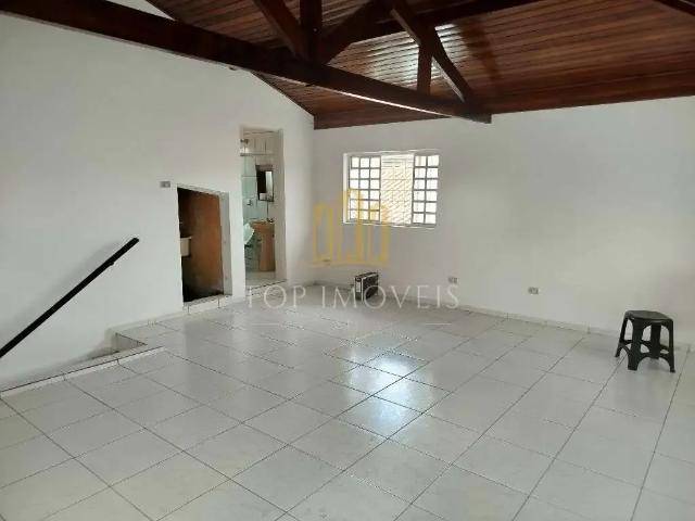 Casa aluguel em Região Imediata de São José dos Campos, Região Metropolitana do Vale do Paraíba e Litoral Norte