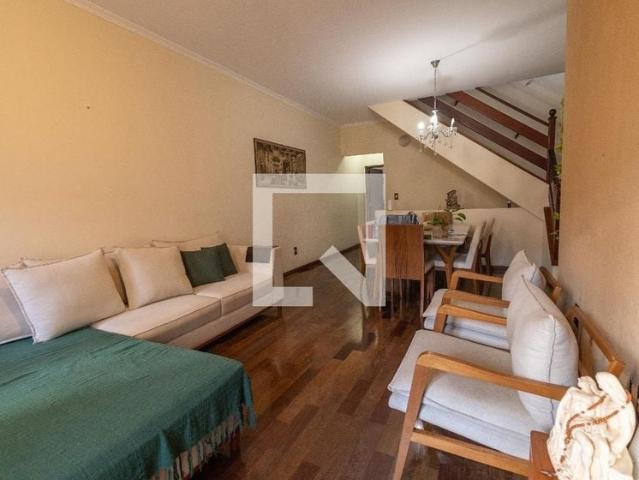 Casa aluguel em Região Imediata de São José dos Campos, Região Metropolitana do Vale do Paraíba e Litoral Norte
