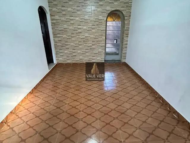 Casa aluguel em Região Imediata de São José dos Campos, Região Metropolitana do Vale do Paraíba e Litoral Norte