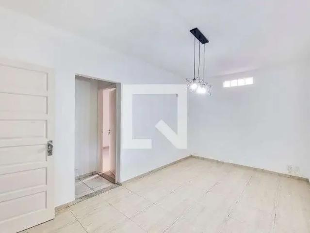 Casa aluguel em Região Imediata de São José dos Campos, Região Metropolitana do Vale do Paraíba e Litoral Norte