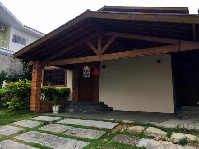 Casa aluguel em Região Imediata de São José dos Campos, Região Metropolitana do Vale do Paraíba e Litoral Norte