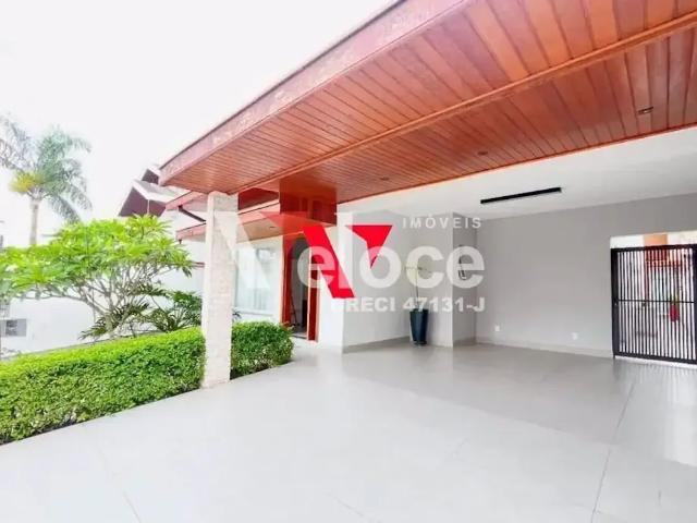Casa aluguel em Região Imediata de São José dos Campos, Região Metropolitana do Vale do Paraíba e Litoral Norte