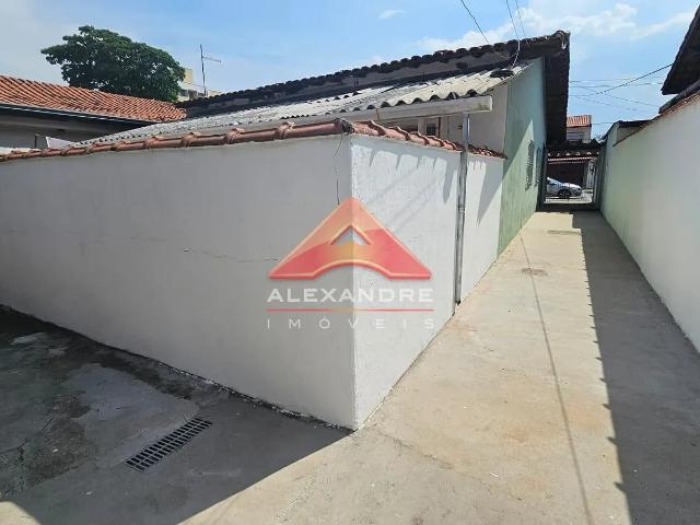 Casa aluguel em Região Imediata de São José dos Campos, Região Metropolitana do Vale do Paraíba e Litoral Norte