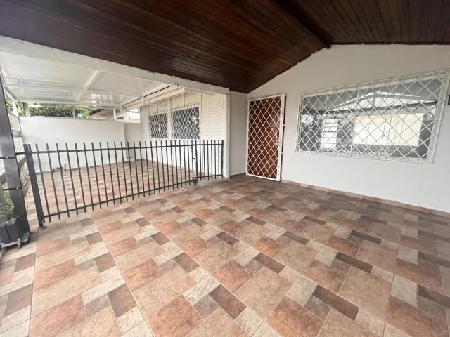Casa aluguel em Região Geográfica Imediata de Curitiba, Região Metropolitana de Curitiba