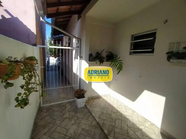 Casa aluguel em Região Geográfica Imediata de Florianópolis, São José