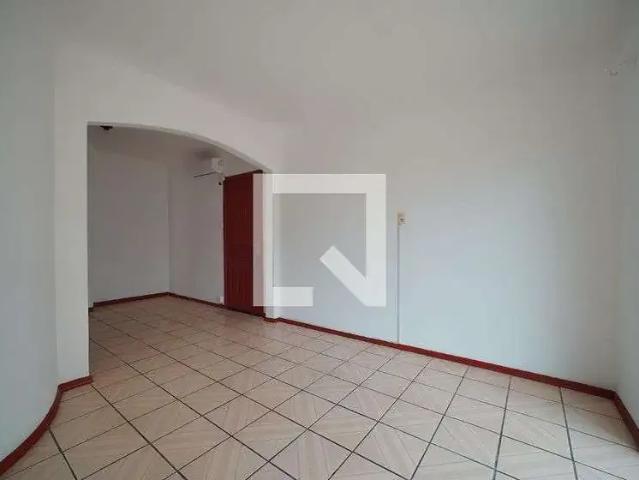Casa aluguel em Região Geográfica Imediata de Florianópolis, São José