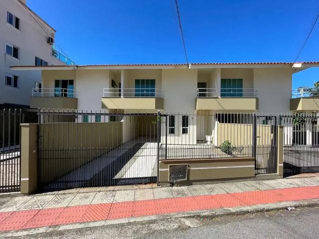 Casa aluguel em Região Geográfica Imediata de Florianópolis, São José