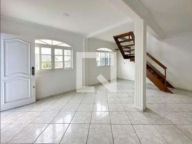 Casa aluguel em Região Geográfica Imediata de Florianópolis, São José