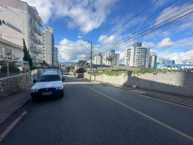 Casa aluguel em Região Geográfica Imediata de Florianópolis, São José