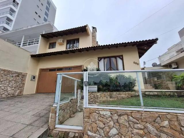 Casa aluguel em Região Geográfica Imediata de Florianópolis, São José