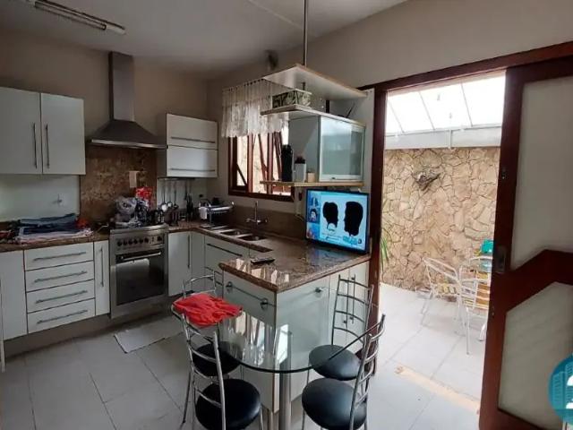 Casa aluguel em Região Geográfica Imediata de Florianópolis, São José
