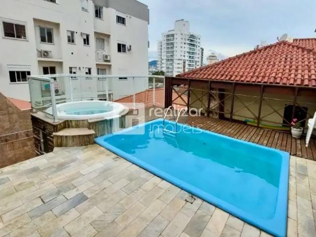 Casa aluguel em Região Geográfica Imediata de Florianópolis, São José