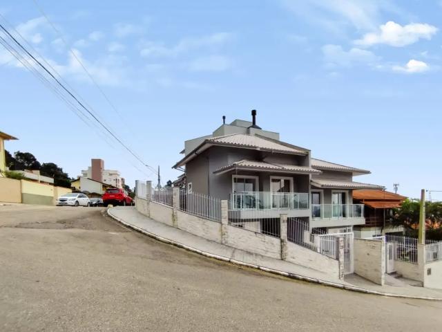 Casa aluguel em Região Geográfica Imediata de Florianópolis, São José