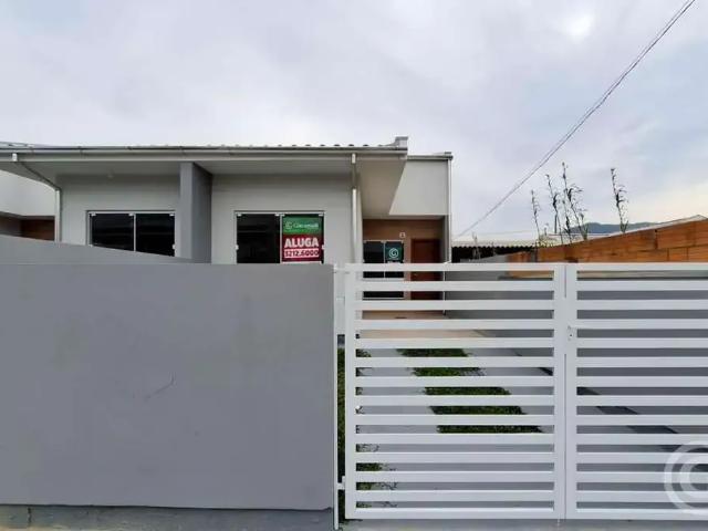 Casa aluguel em Região Geográfica Imediata de Florianópolis, São José