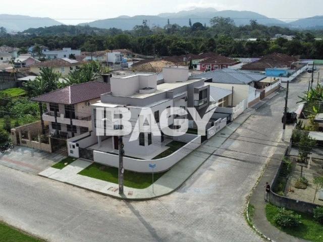 Casa aluguel em Região Geográfica Imediata de Florianópolis, São José