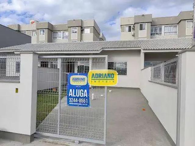 Casa aluguel em Região Geográfica Imediata de Florianópolis, São José