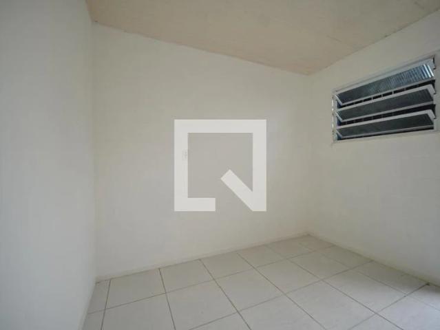 Casa aluguel em Região Geográfica Imediata de Florianópolis, São José