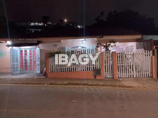 Casa aluguel em Região Geográfica Imediata de Florianópolis, São José