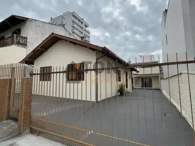 Casa aluguel em Região Geográfica Imediata de Florianópolis, São José