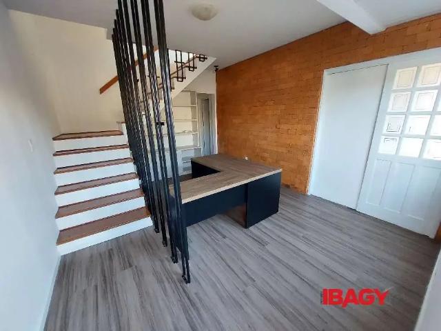 Casa aluguel em Região Geográfica Imediata de Florianópolis, São José