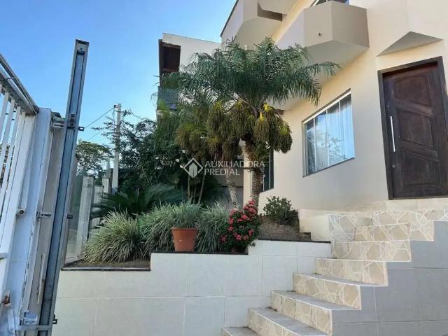 Casa aluguel em Região Geográfica Imediata de Florianópolis, São José