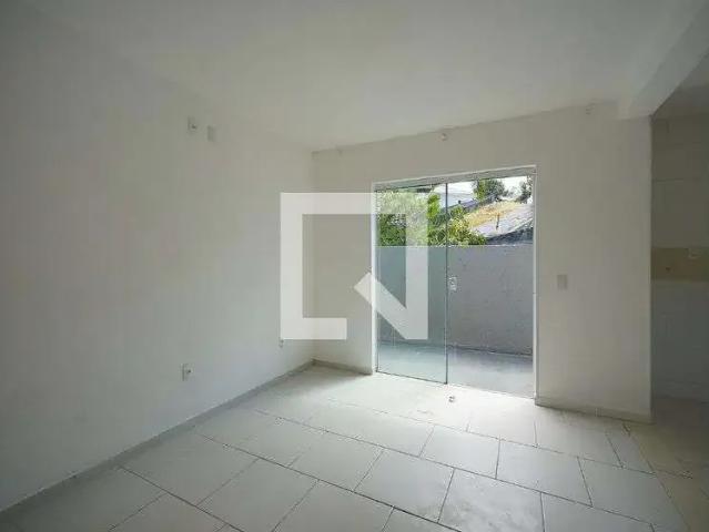Casa aluguel em Região Geográfica Imediata de Florianópolis, São José