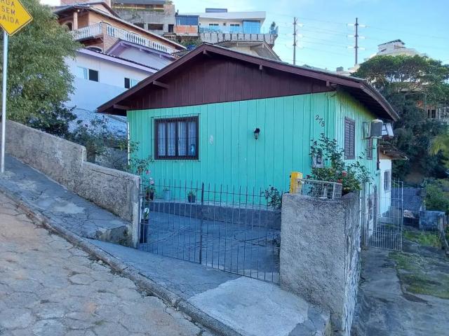 Casa aluguel em Região Geográfica Imediata de Florianópolis, São José
