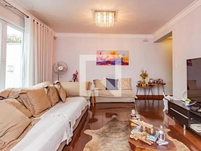 Casa aluguel em Região Imediata de São Paulo, Região Metropolitana de São Paulo