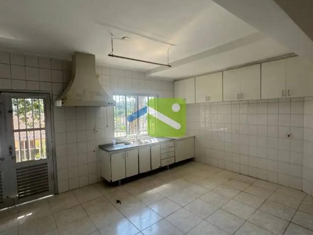 Casa aluguel em Caxingui, São Paulo