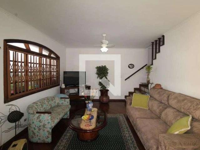 Casa aluguel em Região Imediata de São Paulo, Região Metropolitana de São Paulo