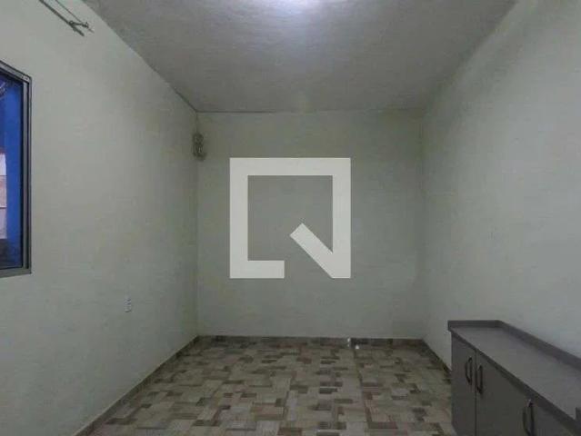 Casa aluguel em Jardim Santa Bárbara, São Paulo