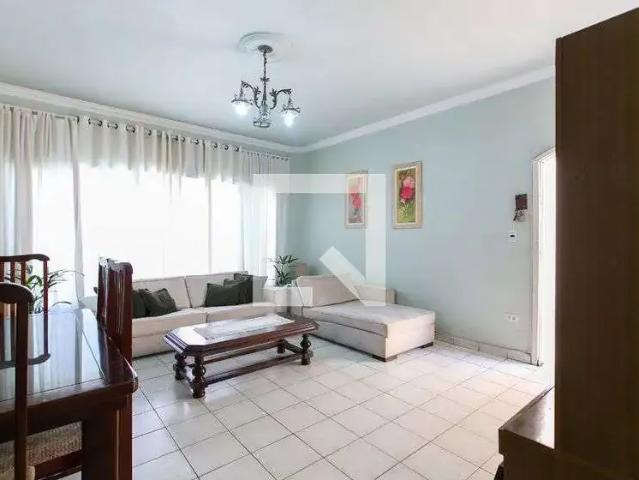 Casa aluguel em Região Imediata de São Paulo, Região Metropolitana de São Paulo