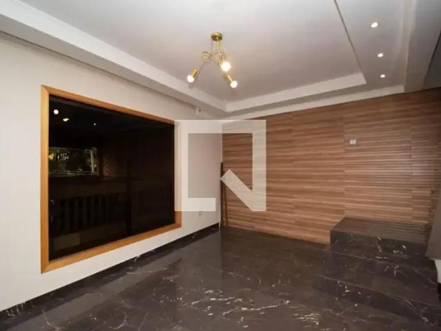 Casa aluguel em Região Imediata de São Paulo, Região Metropolitana de São Paulo
