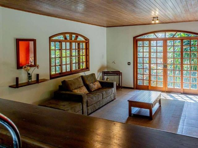 Casa aluguel em São Roque, Centro