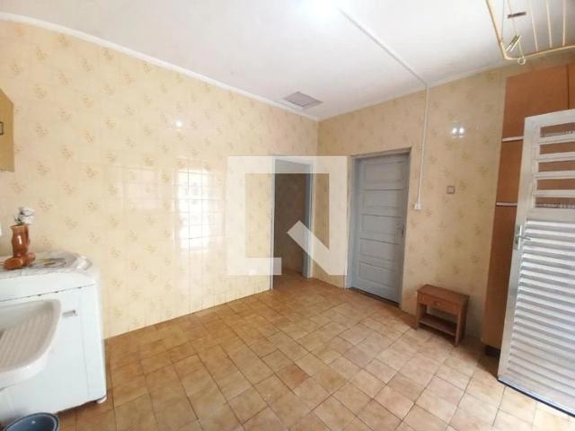 Casa aluguel em São Vicente