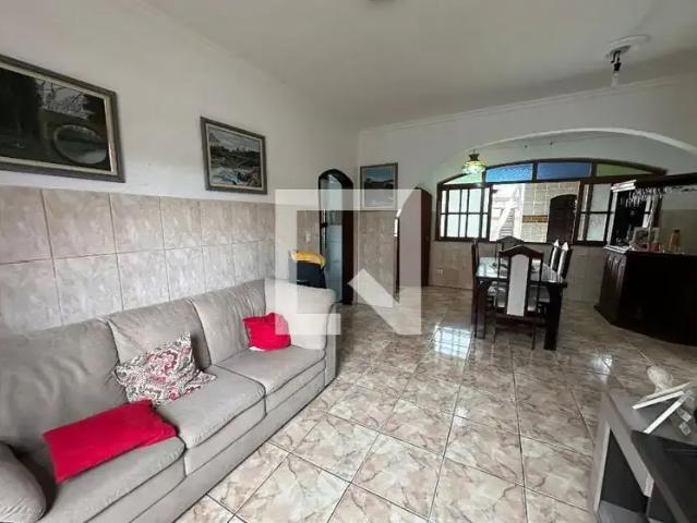 Casa aluguel em Vila Rio da Avó, São Vicente