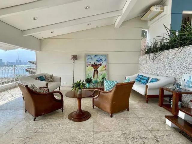 Casa aluguel em Região Imediata de Santos, Região Metropolitana da Baixada Santista