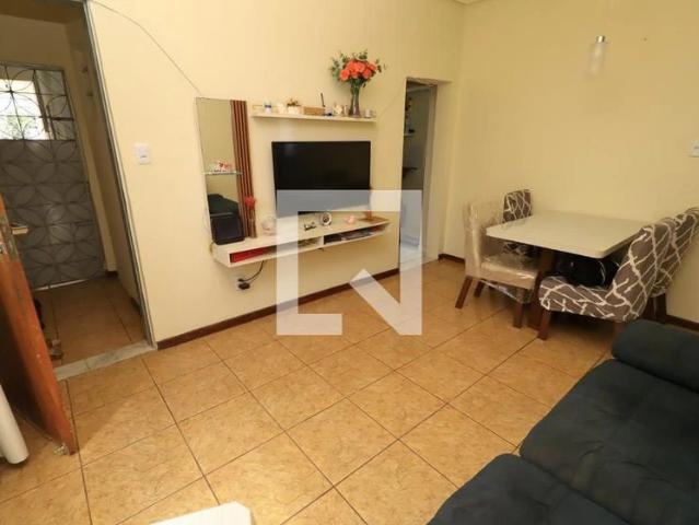 Casa aluguel em Vila Quebra Bunda - Chácara Santo Antonio, Salvador