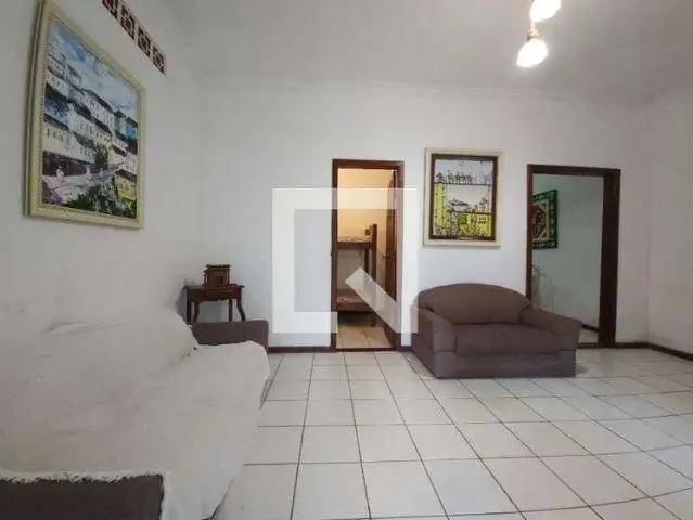 Casa aluguel em Região Geográfica Imediata de Salvador, Região Metropolitana de Salvador