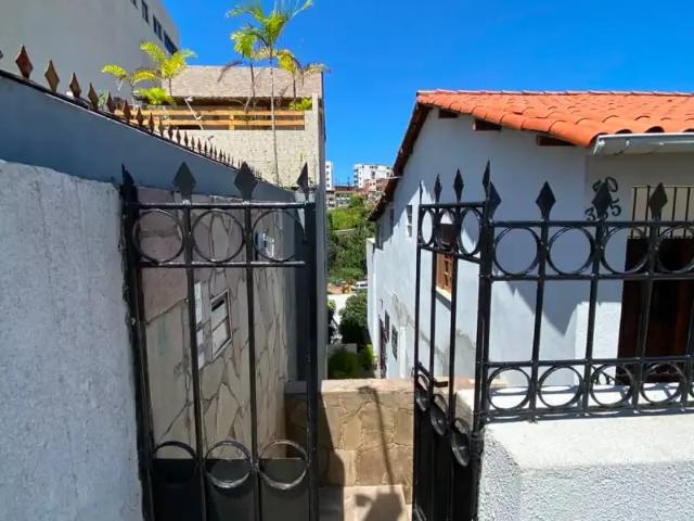 Casa aluguel em Região Geográfica Imediata de Salvador, Região Metropolitana de Salvador