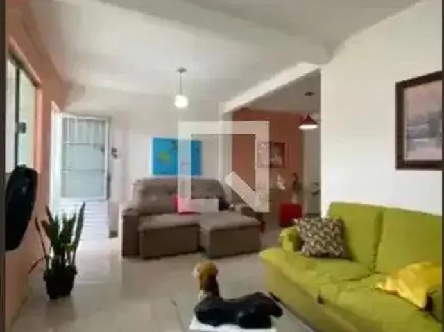Casa aluguel em Região Geográfica Imediata de Salvador, Região Metropolitana de Salvador