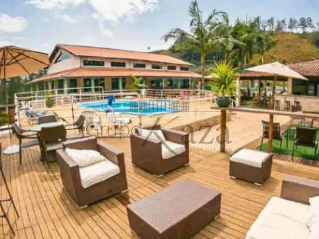 Casa aluguel em Região Imediata de São José dos Campos, Região Metropolitana do Vale do Paraíba e Litoral Norte